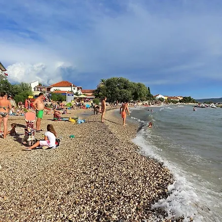 And With A Swimming Pool Sukosan, Zadar - 5906 בית הארחה 3*