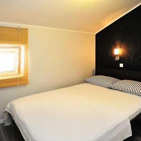 And With A Swimming Pool Sukosan, Zadar - 5906 Guest house 3*