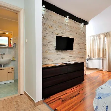 And With A Swimming Pool Sukosan, Zadar - 5906 Guest house 3*